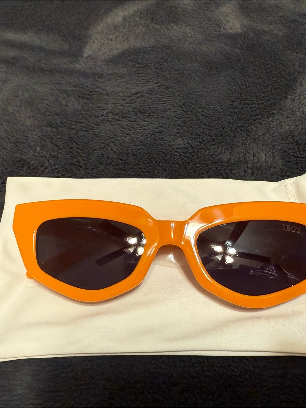 DEZI Orange Cat-Eye Sunglasses with Dark Lenses